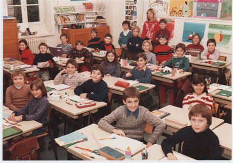 Photo De Classe Cm1 De 1981 Ecole Annexe De Lecole Normale