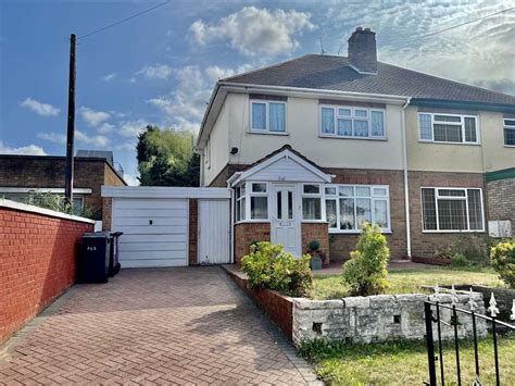 3 Bed Semi Detached House For Sale In Bushbury Road Fallings Park