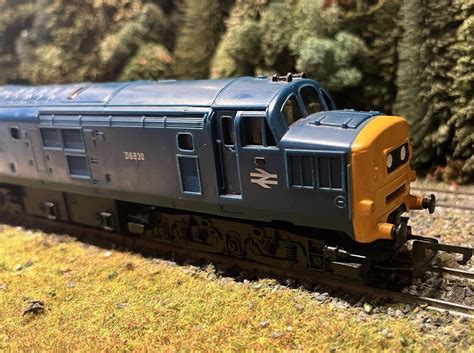 Triang Hornby Class 37 D6830 Co Co Diesel In Br Blue Oo Gauge