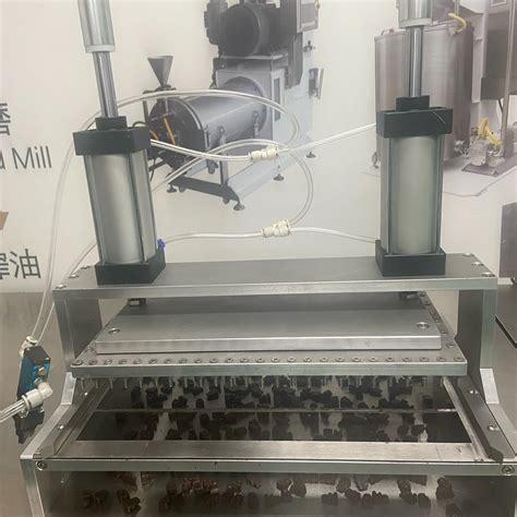 Lst Customize Cylinder Automatic Demolder For Silicone Mold Factory Use