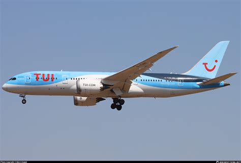 G TUIH TUI Airways Boeing 787 8 Dreamliner Photo by Björn Düwel ID