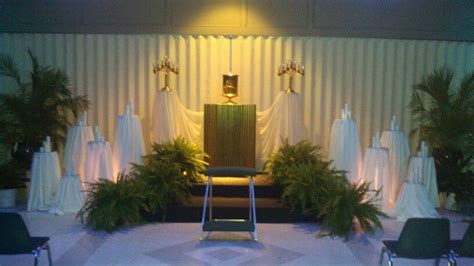 Pin En Holy Thursday Church Decorations Altar Of Repose