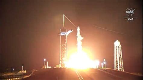 Despegan hacia la Estación Espacial Internacional los astronautas de la