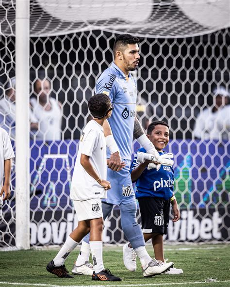 Santos X Corinthians Peixe Chega Embalado Para O Cl Ssico Na Vila