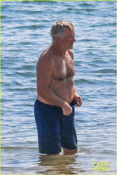 Alec Baldwin Hits The Beach With Pregnant Wife Hilaria In The Hamptons