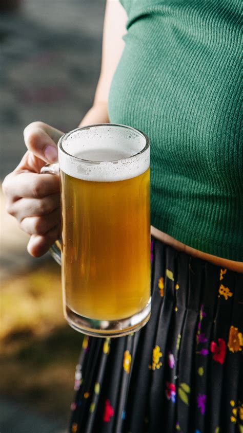 5 Tips For Avoiding A Beer Belly Without Giving Up Alcohol