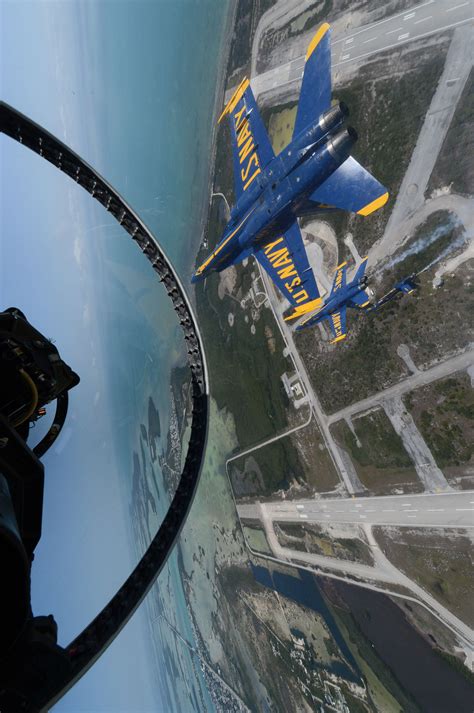 U S Navy Flight Demonstration Squadron The Blue Angels Pilots