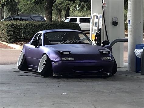 Spotted this slammed NA Miata today. : Stance