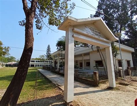 Explore Bir Sreshtho Mostafa Kamal Library And Museum Bhola