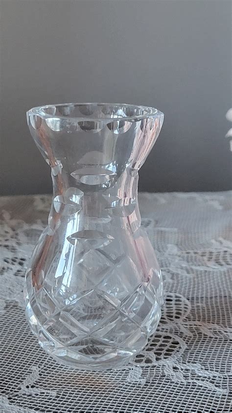 Bud Vase Crystal Bud Vase Vintage Crystal Bud Vase Criss Cross Design And Horizontal Diamond