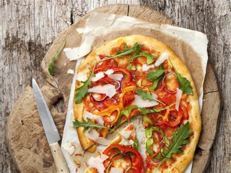 Pizza Met Rauwe Ham En Rucola Libelle Lekker