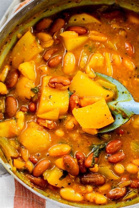 Puerto Rican Kidney Beans Recipe | Recipe | Canned beans recipe ...