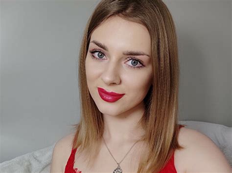 Emmabebe On Xcams For A Hot Live Sex Cam Show