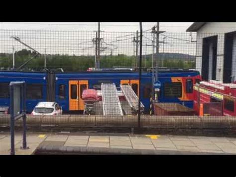 Passing The Stagecoach Sheffield Supertram Nunnery Tram Depot Youtube