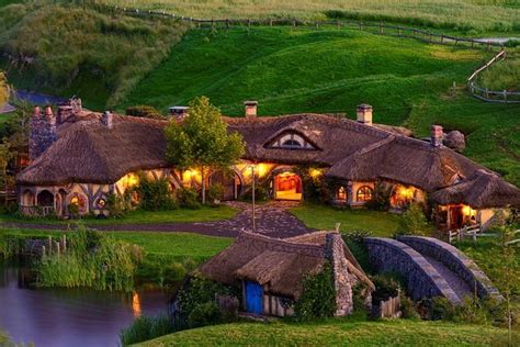 Waitomo Hobbiton Rotorua Te Puia Experience Day Tour From Auckland 2024