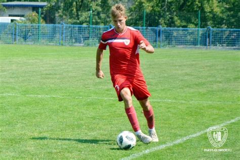 Piast Ii Gliwice Cup Home Kit