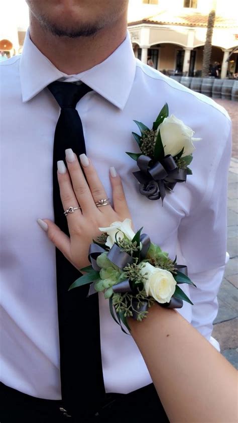 Top Prom Corsage And Boutonniere Set Ideas For Show Me Your Dress