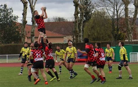 Deux victoires pour le SC Brioude l équipe première à deux matchs de