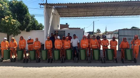 PREFEITURA DE SALOÁ ADQUIRE NOVOS CARRINHOS COLETORES DE LIXO Saloá