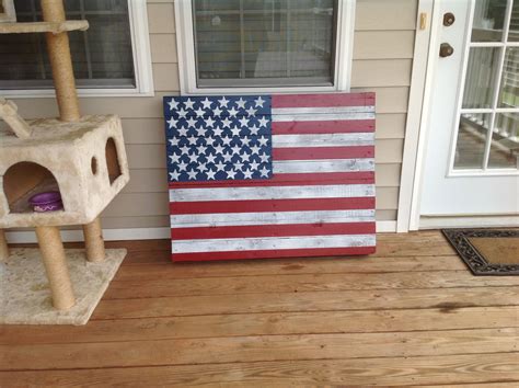 American Flag Pallet