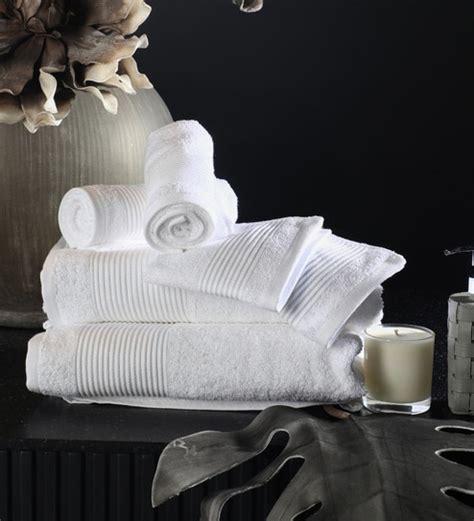 Buy White Solid 500 GSM Cotton Towel Sets Set Of 6 By Eris Home