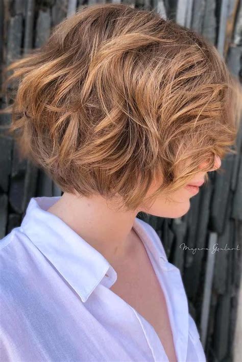 65 Totally Trendy Layered Bob Hairstyles For 2024 Short Wavy Hair