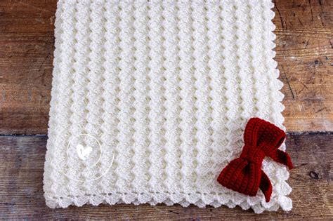 Shell Crochet Baby Blanket (Free Pattern) - Maisie and Ruth