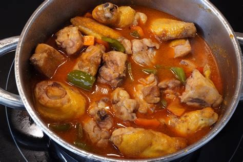 Pollo Guisado Con Patatas Receta Fácil Y Tradicional