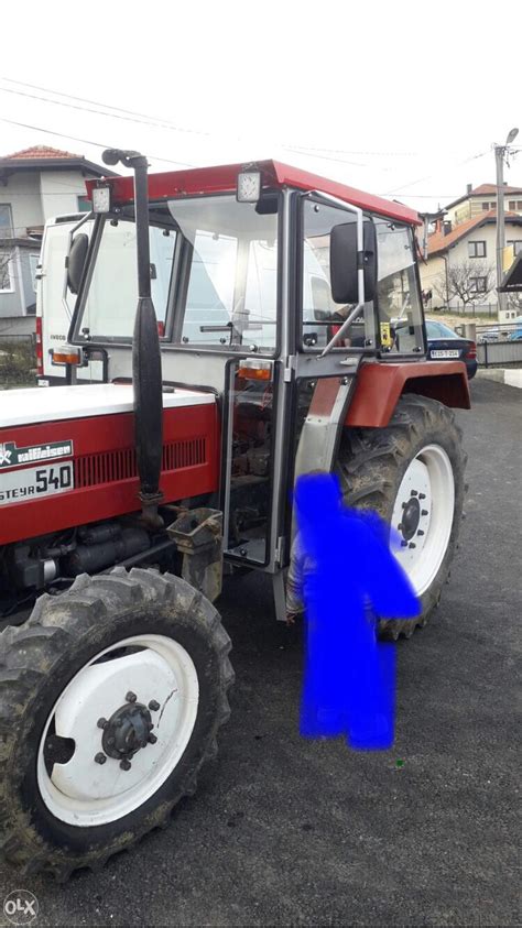 Kabina Za Traktor Steyr Eljko Modri A Agro Dijelovi Olx Ba