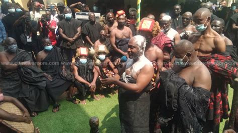 Akyem Abuakwa Mawerehene Yaw Oppong Pledges Support For Okyenhene In