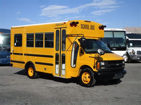 2001 Chevrolet Collins Mini Bus B40156 - Las Vegas Bus Sales