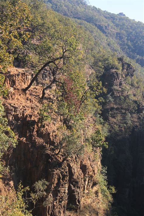 Caves and Waterfalls Hopping in Pachmarhi, Madhya Pradesh - Wheels On ...