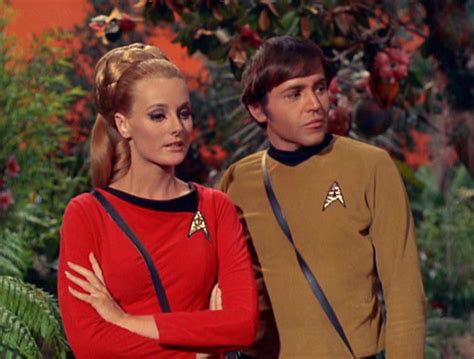 Celeste Yarnall On The Apple Trekkie Feminist