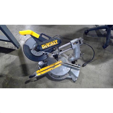 DeWalt 12" Sliding Compound Miter Saw | Property Room