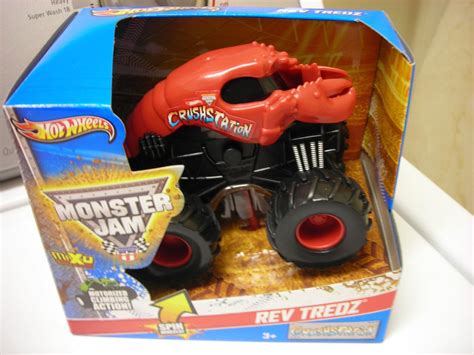 Hot Wheels Monster Jam Rev Tredz Crushstation Amazon In Toys Games