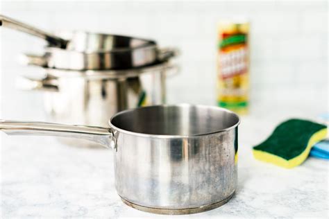 Cleaning Stainless Steel Cookware