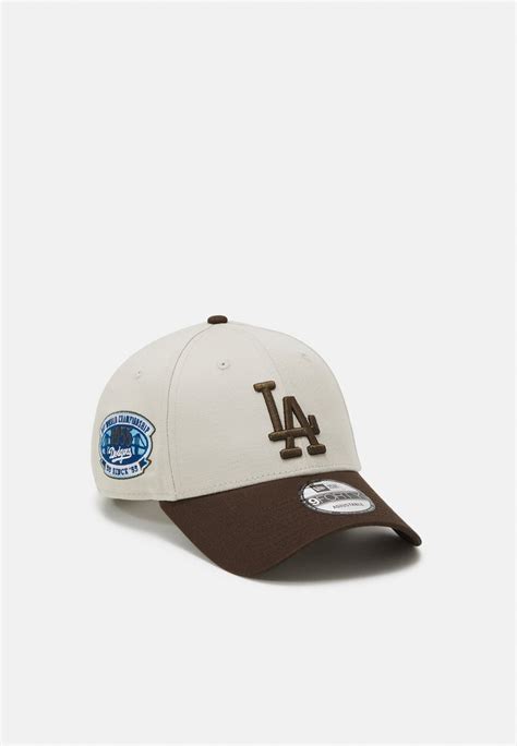 New Era Contrast Patch 9forty Unisex Cap Stonebeige Uk