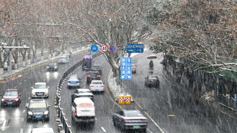 今冬最强雨雪“撞”上春运，南北方大城市雨雪日历来了