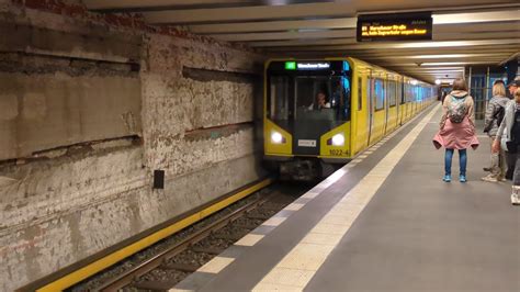 U Bahn Berlin Mitfahrt im HK06 auf der U1 von Uhlandstraße bis