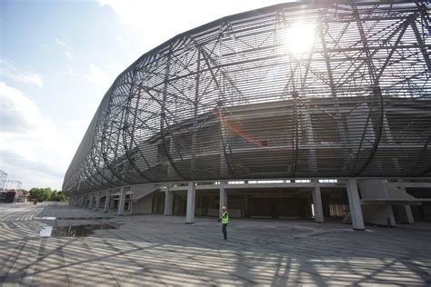 Budowa stadionu Górnika Zabrze Stalowa konstrukcja niemal gotowa