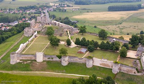 fortifications d agglomération de Coucy le Château Auffrique