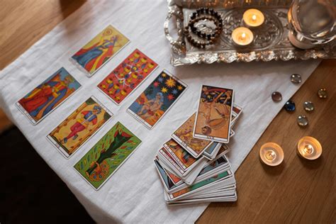 Práticas Diárias o Tarot para o Desenvolvimento Pessoal e