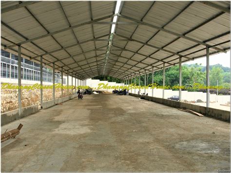 Konstruksi Baja Breeding Farm 2 Lantai Dhanang Closed House