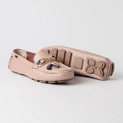 Zapatos Mocasines En Cuero Nude Para Mujer HENDZ