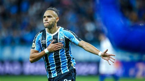 Os impressionantes números de Braithwaite a camisa do Grêmio