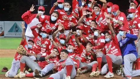 Coclé barre a Panamá Oeste y jugará la final del béisbol juvenil