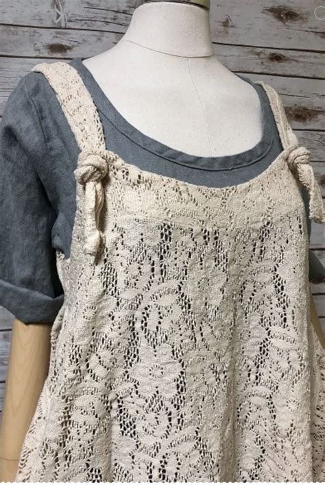 Pin By Catherine Knapp On Love Of Lace Refashion Clothes Shabby Chic