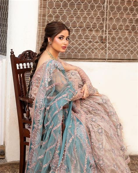 Pin By Kanwal On Pakistani Actresses Pakistani Bridal Wear Bridal