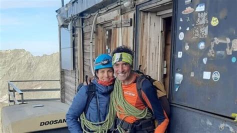 Alpinisti Dispersi Sul Monte Bianco Sara Stefanelli E Andrea