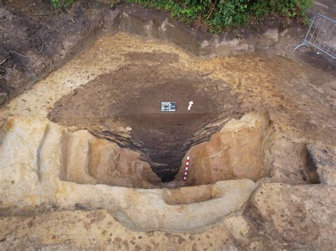 Von der Tafel in den Brunnen Archäologie